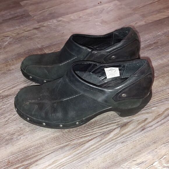 Merrell black mules and clogs  Sz 9 - Picture 3 of 7